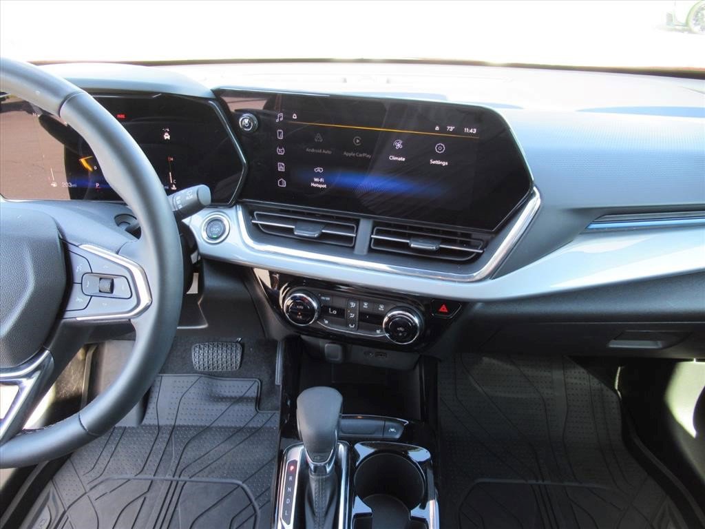 Certified 2025 Chevrolet Trax LT w/ Driver Confidence Package image 28