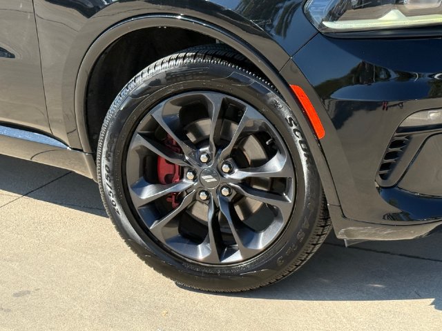 Used 2021 Dodge Durango GT w/ Blacktop Package RWD image 2