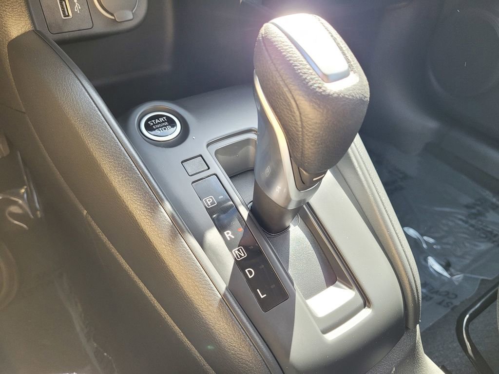 New 2025 Nissan Kicks Play S image 10