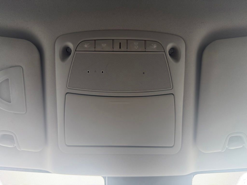 Used 2020 Nissan Rogue SV w/ Premium Package FWD image 35