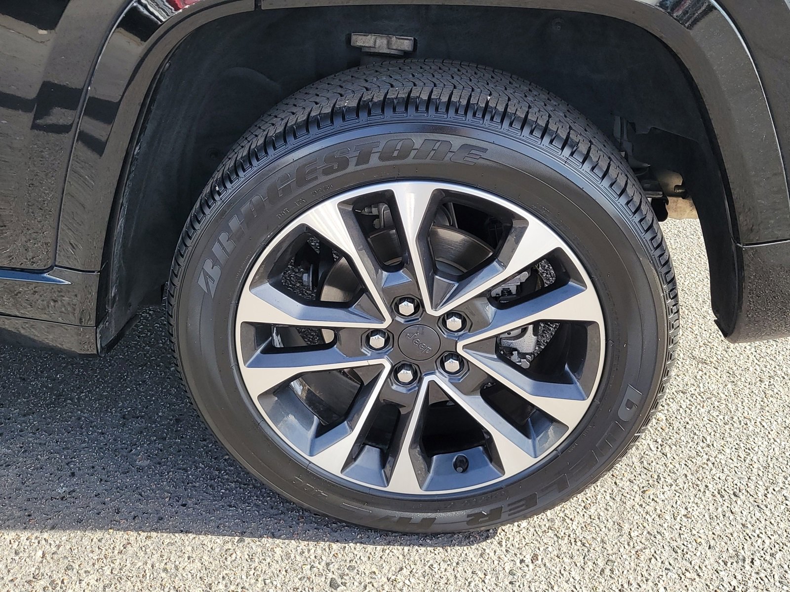 Used 2022 Jeep Grand Cherokee Overland image 14