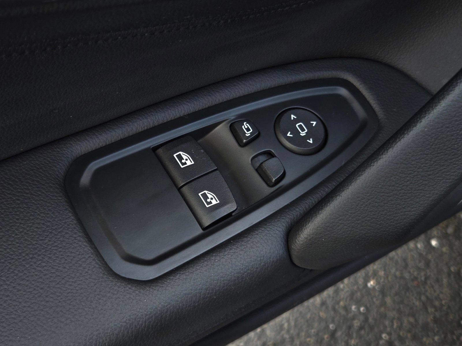 Used 2026 BMW Z4 sDrive30i RWD image 11