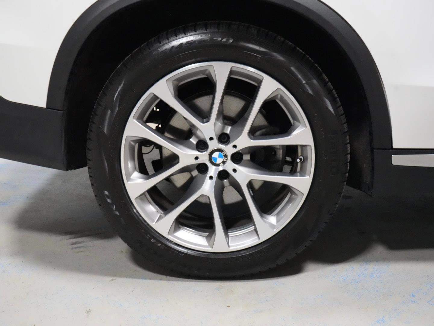Certified 2024 BMW X5 xDrive40i w/ Premium Package image 39