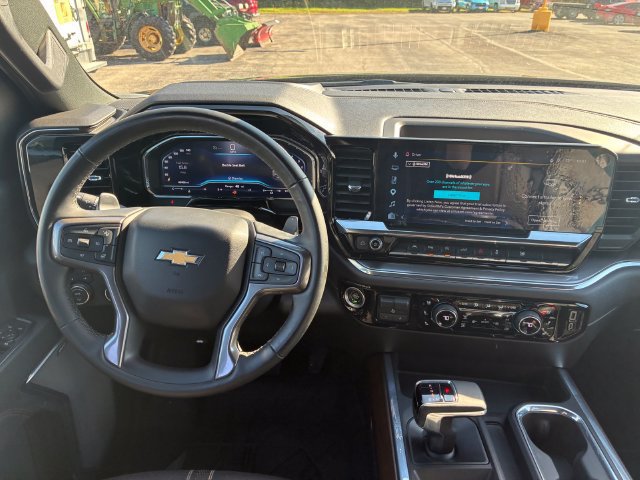 Used 2024 Chevrolet Silverado 1500 High Country w/ High Country Premium Package AWD/4WD image 15