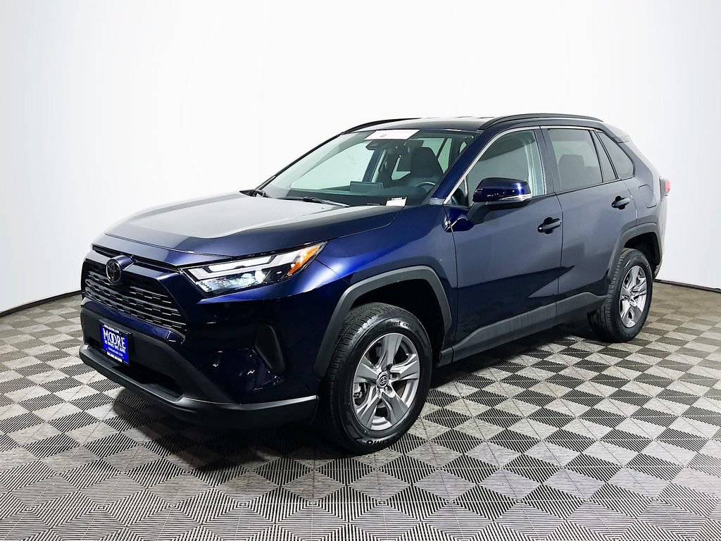 Certified 2025 Toyota RAV4 XLE AWD/4WD image 3
