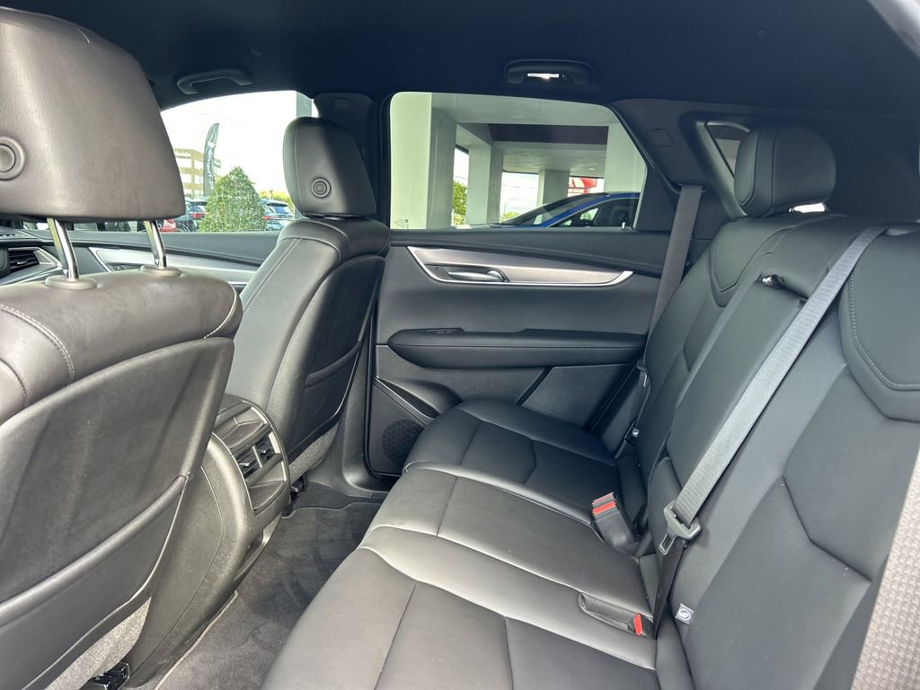 Certified 2025 Cadillac XT5 Luxury image 17