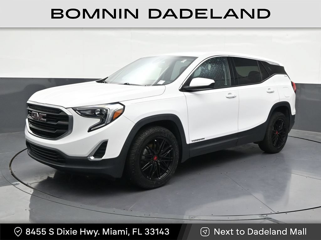 Used 2020 GMC Terrain SLE FWD image 1