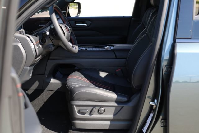 New 2026 Nissan Armada PRO-4X image 8