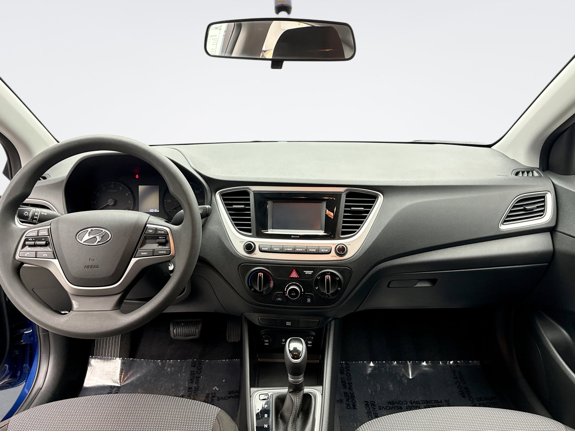 Used 2022 Hyundai Accent SE image 14