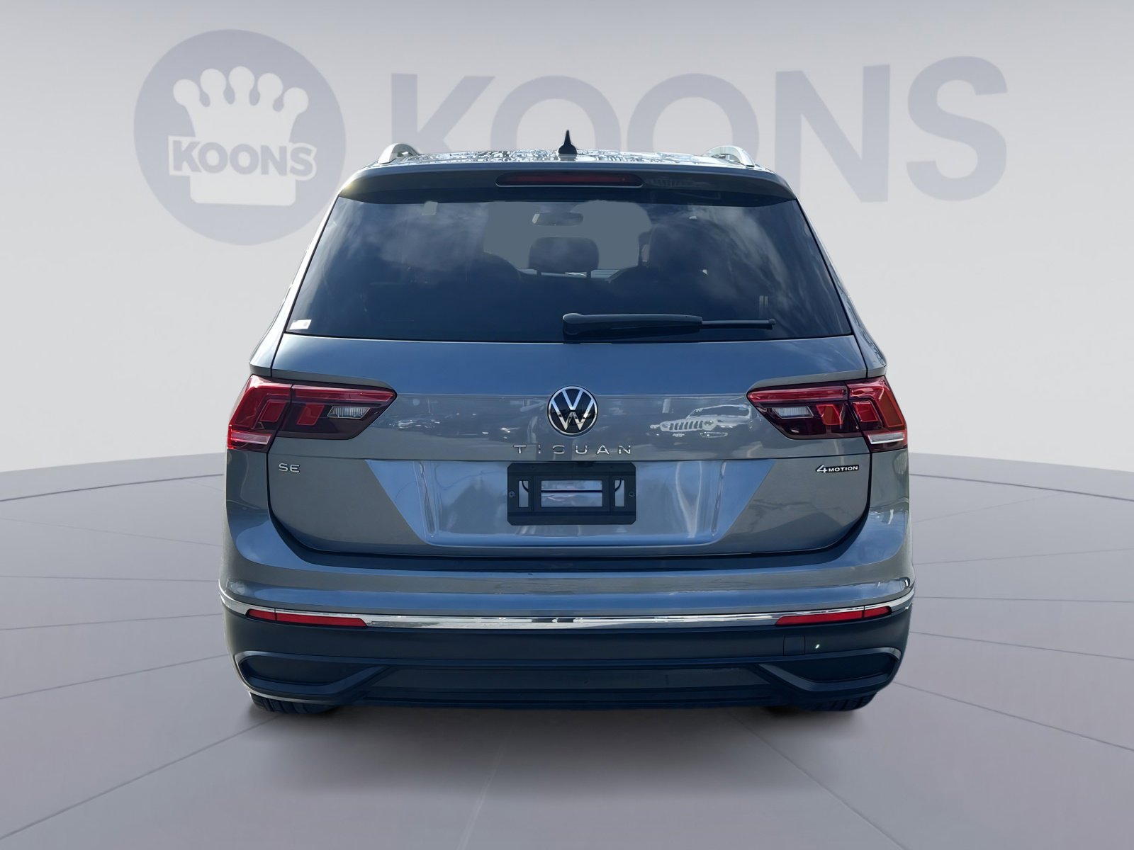 Used 2023 Volkswagen Tiguan SE image 5