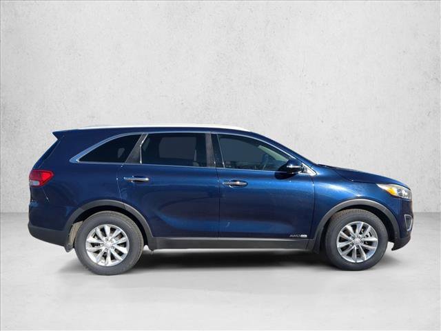 Used 2018 Kia Sorento LX image 4