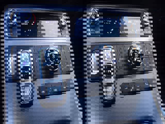 Used 2023 Hyundai Palisade Calligraphy image 62