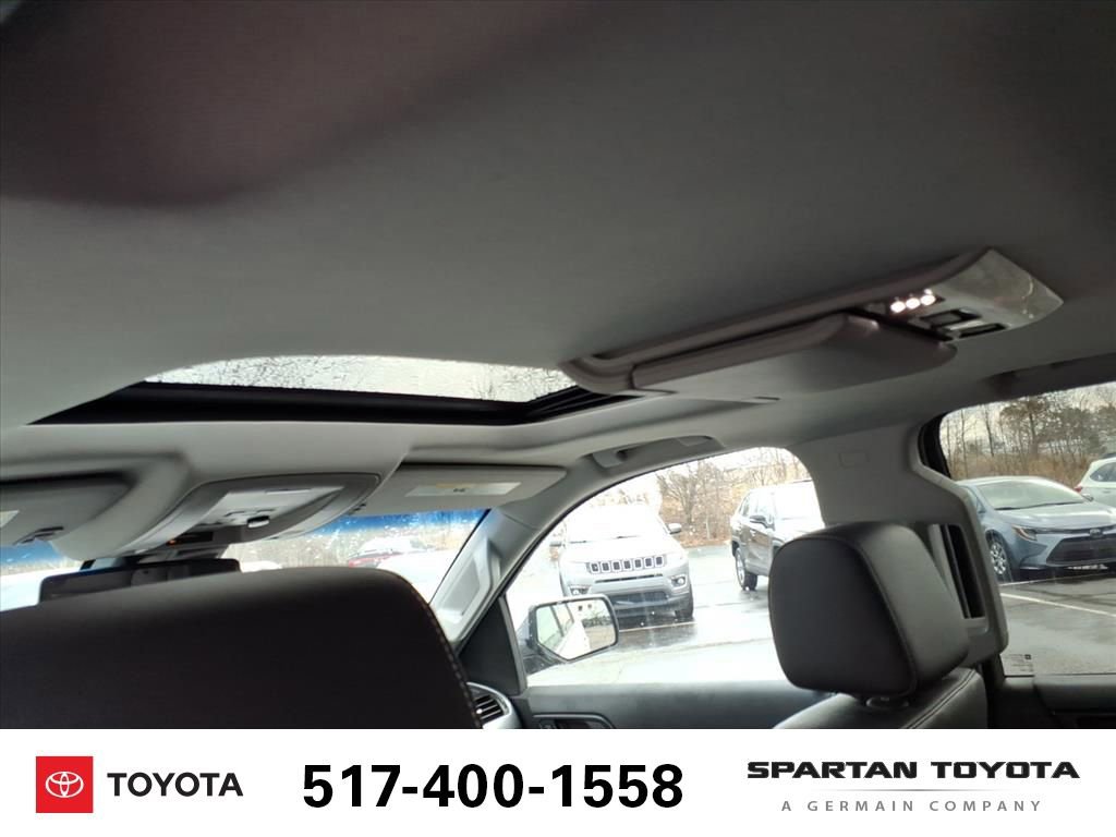 Used 2017 Chevrolet Tahoe Premier image 12