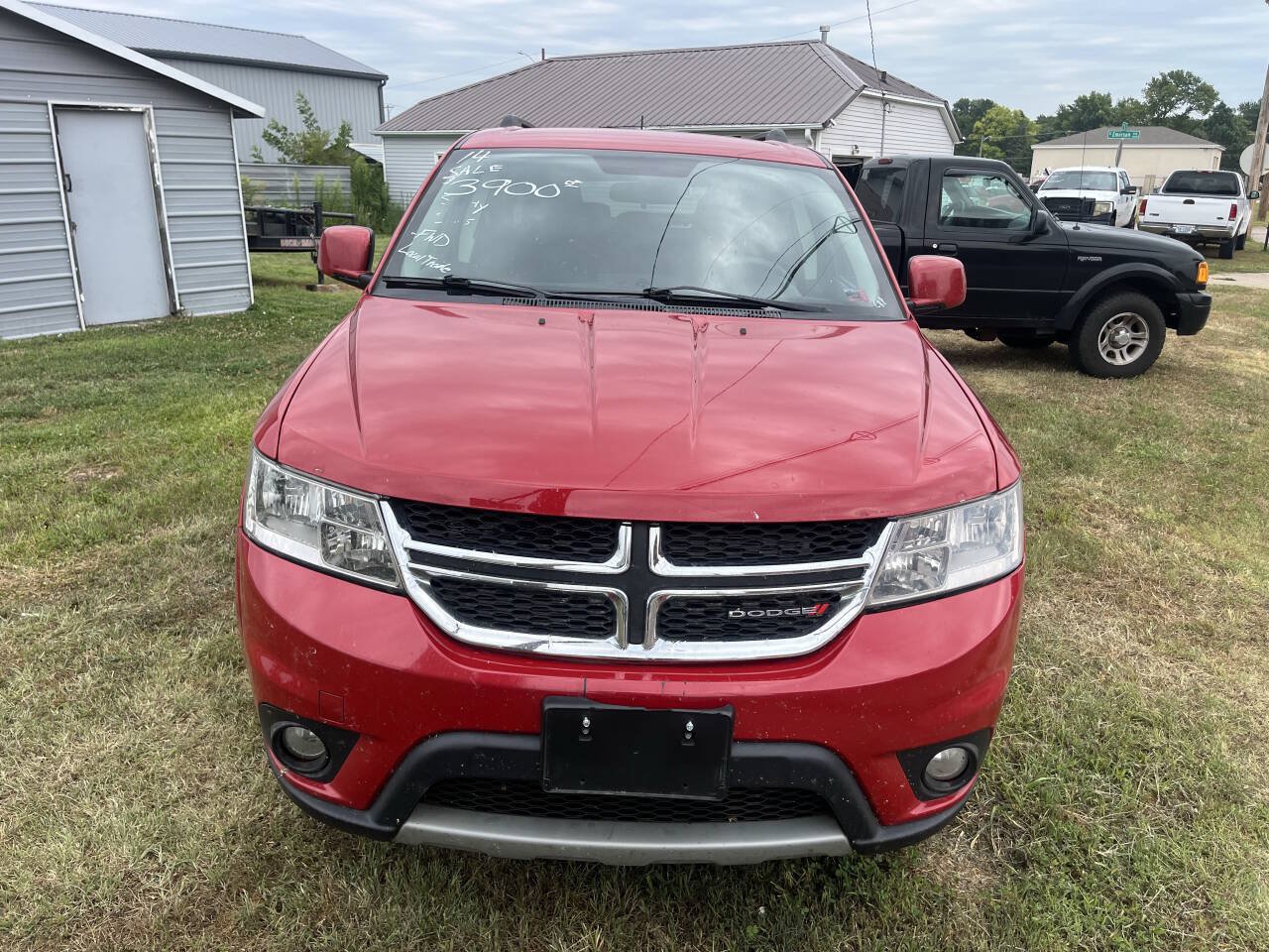Used 2014 Dodge Journey SXT w/ Flexible Seating Group FWD image 2