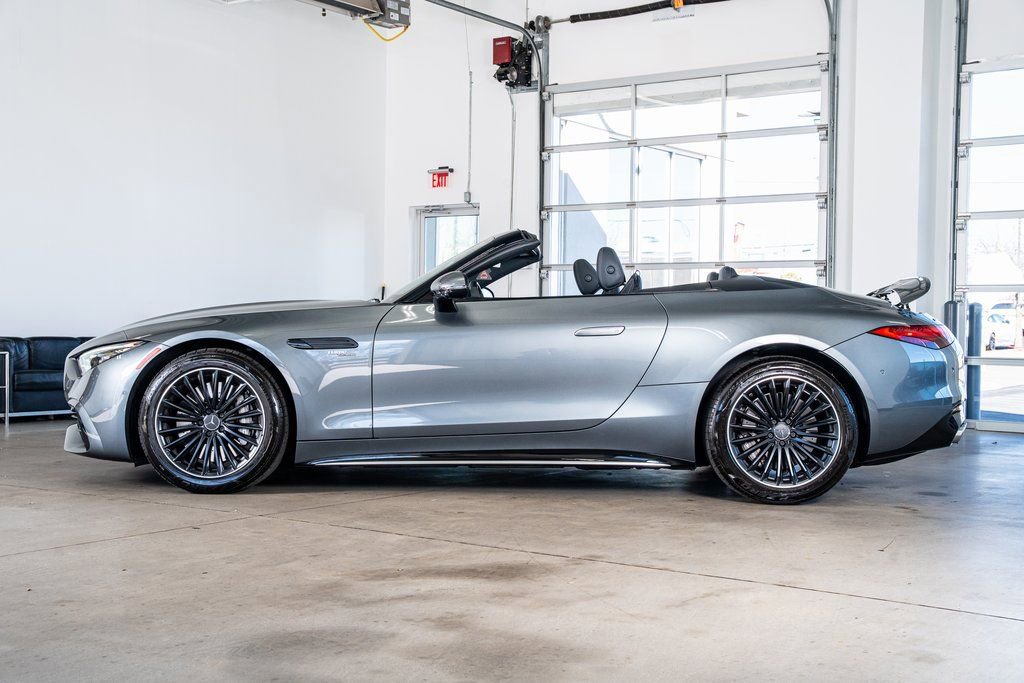 Used 2023 Mercedes-Benz SL 43 AMG image 8