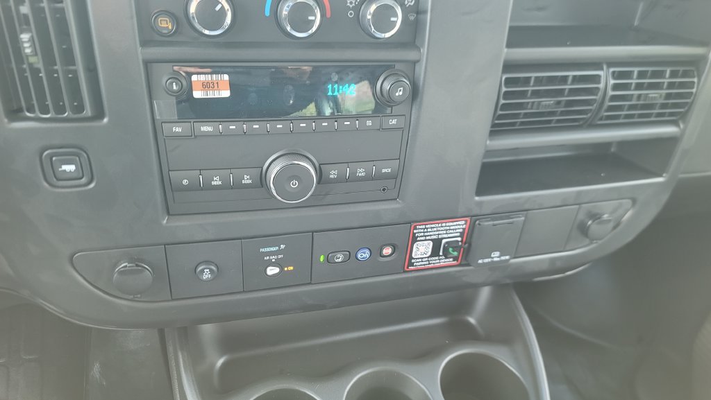 New 2025 Chevrolet Express 2500 w/ Communications Package RWD image 23