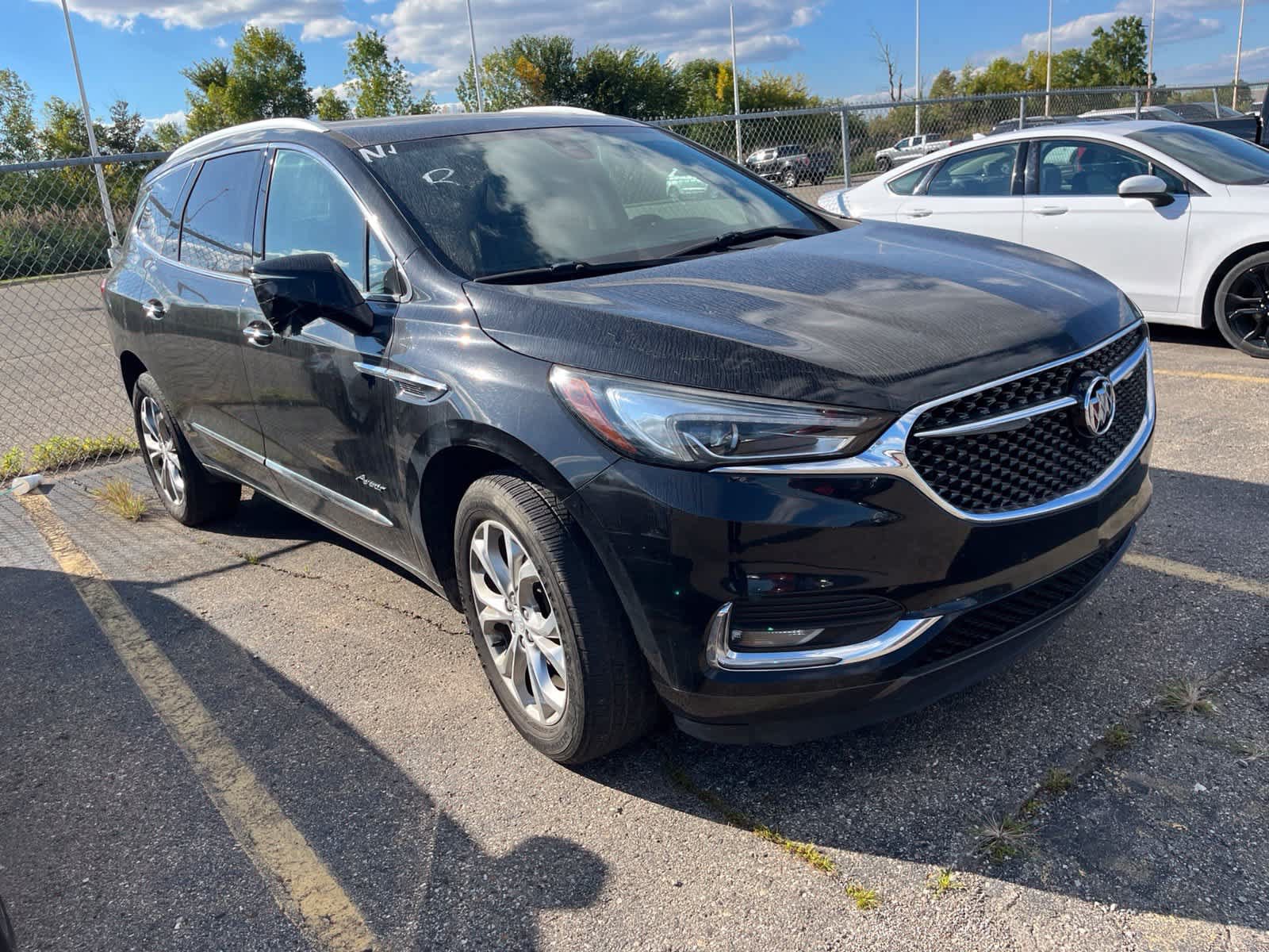 Used 2018 Buick Enclave Avenir FWD image 17