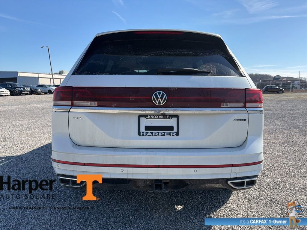 Used 2025 Volkswagen Atlas SEL Premium R-Line image 4