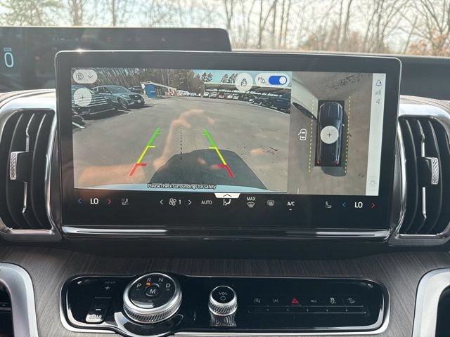 New 2025 Ford Expedition Max Platinum w/ Platinum Ultimate Package AWD/4WD image 17