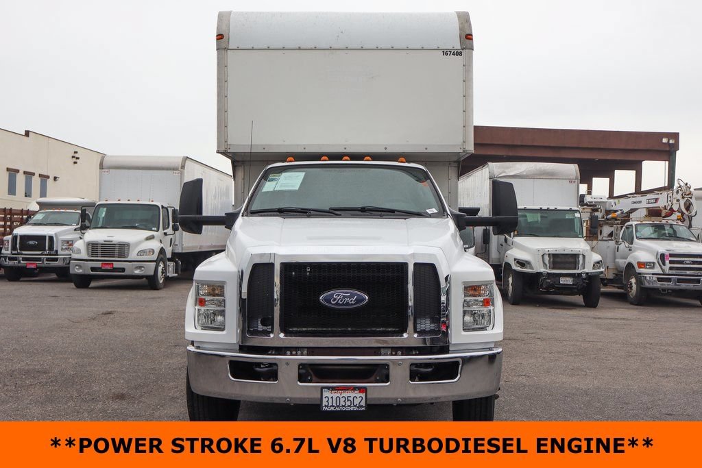 Used 2016 Ford F650 2WD Crew Cab Super Duty image 3