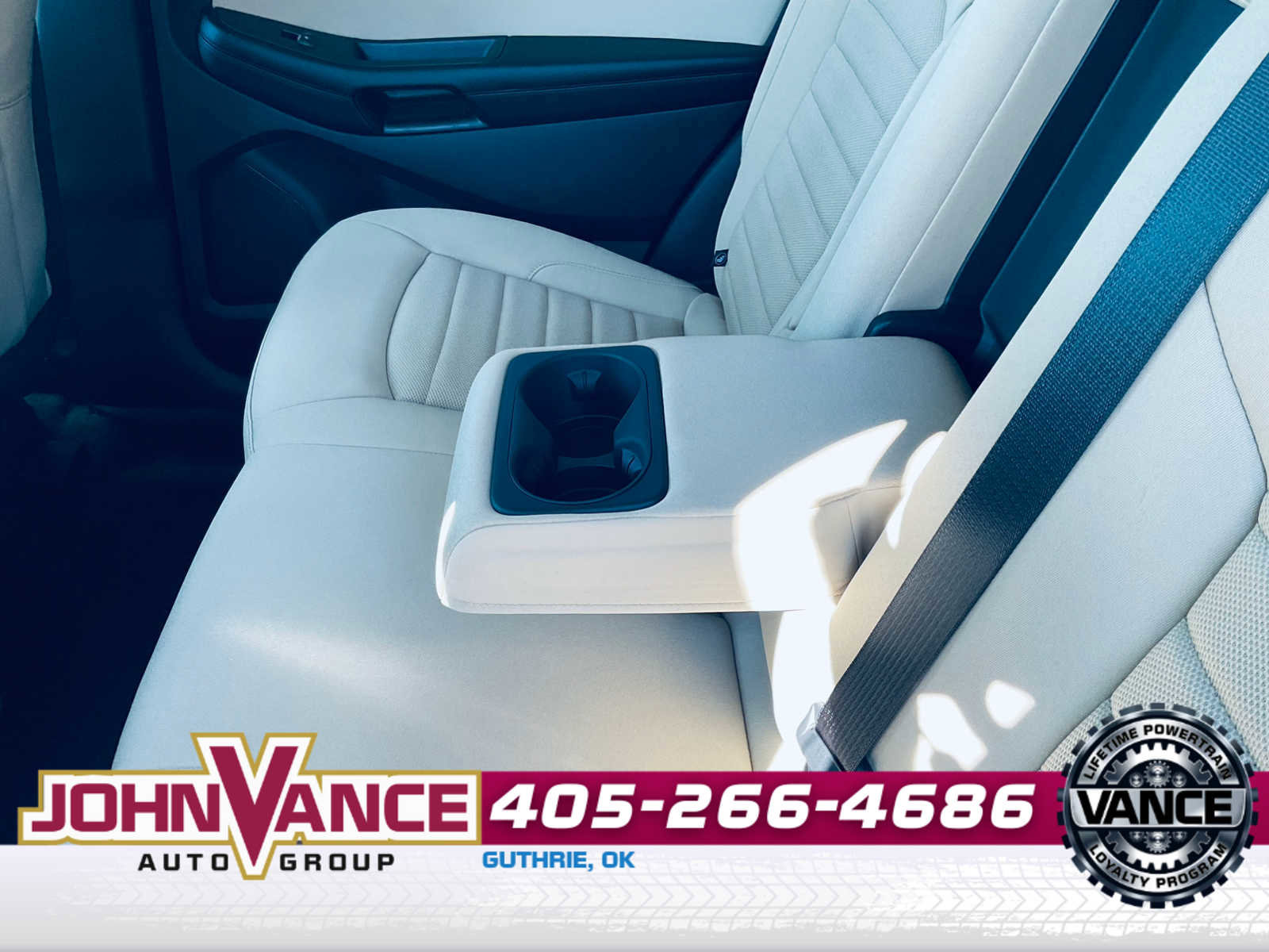 Used 2024 Ford Edge SE w/ Black Appearance Package image 17