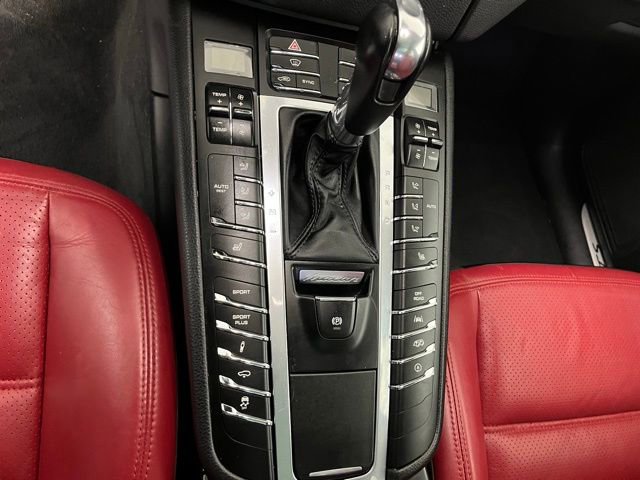 Used 2018 Porsche Macan GTS image 18