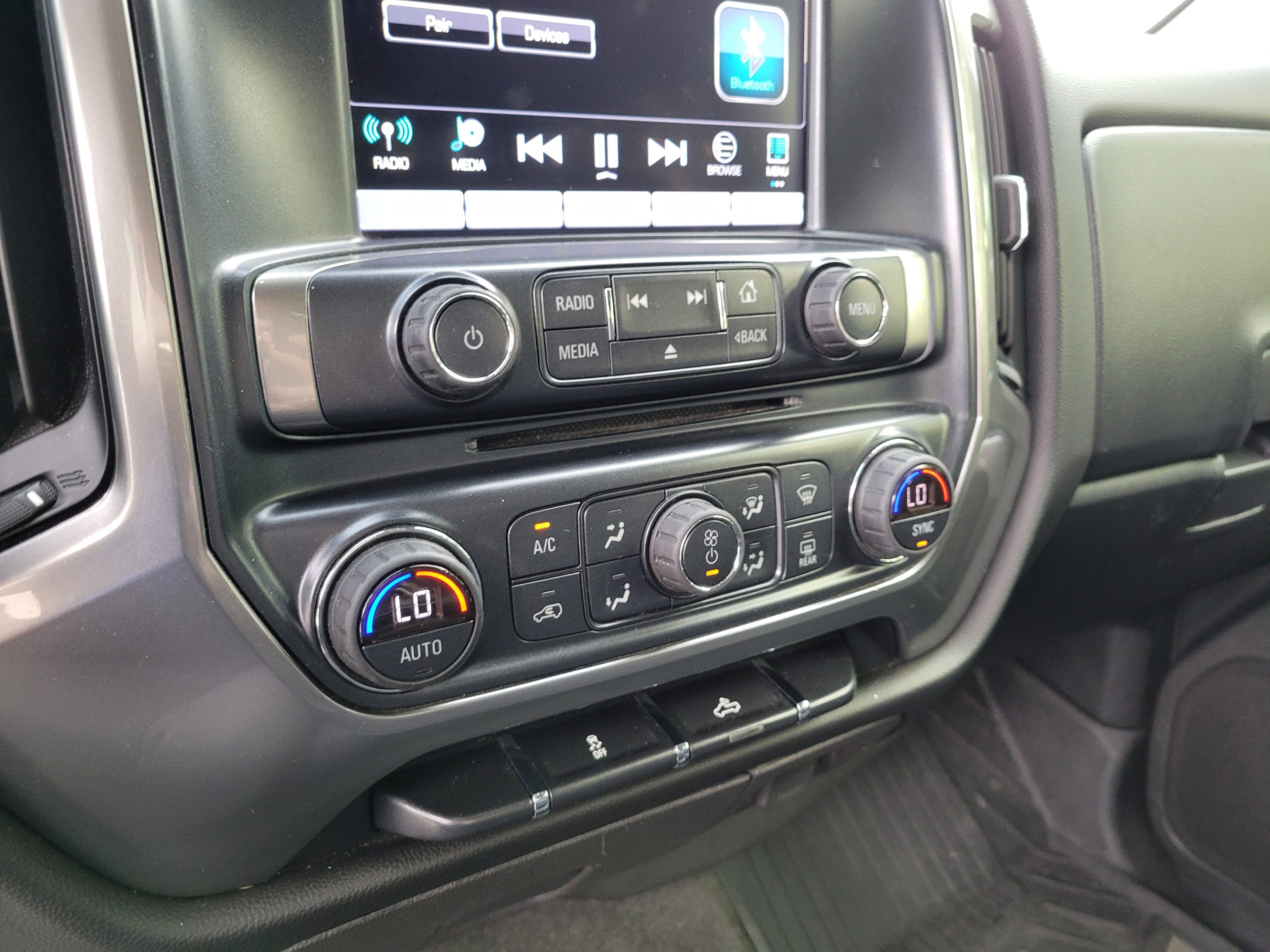 Used 2018 Chevrolet Silverado 1500 LT w/ All Star Edition RWD image 18
