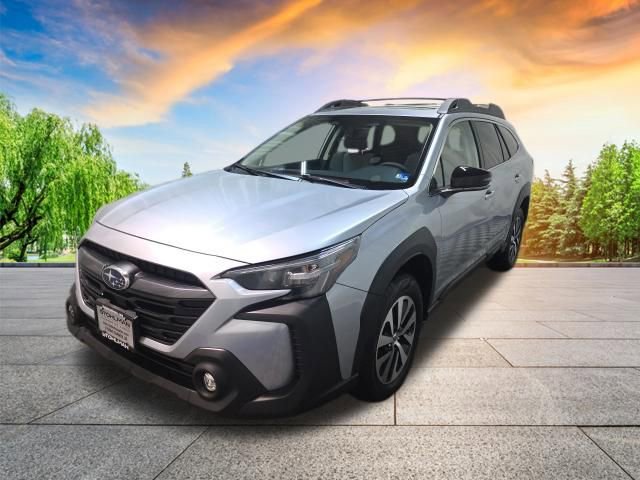 Certified 2025 Subaru Outback Premium image 8