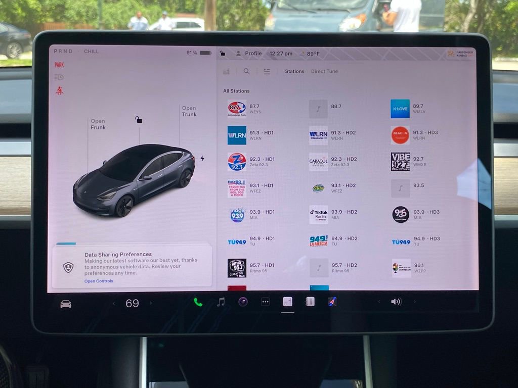 Used 2019 Tesla Model 3 Long Range image 25