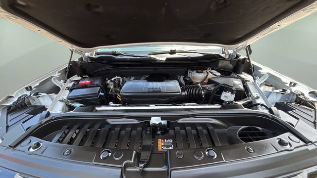 Used 2024 Chevrolet Silverado 1500 LT Trail Boss w/ Convenience Package II AWD/4WD image 33