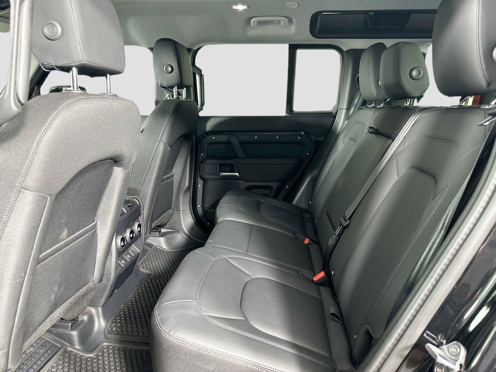 Certified 2025 Land Rover Defender 110 S AWD/4WD image 26