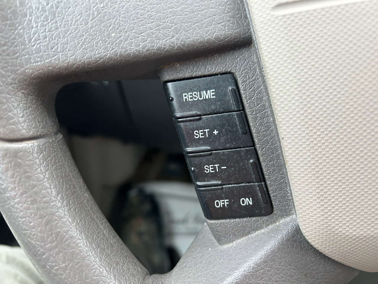 Used 2007 Ford Edge SE image 18
