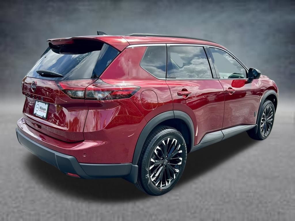 Used 2026 Nissan Rogue Dark Armor FWD image 5