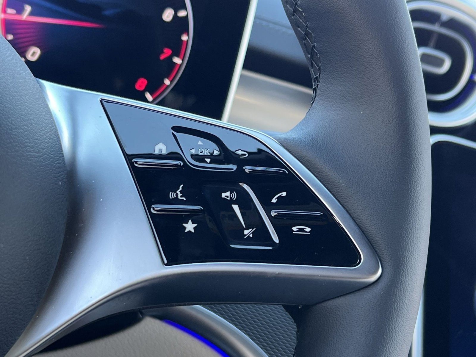 New 2026 Mercedes-Benz CLE 300 4MATIC Cabriolet image 28