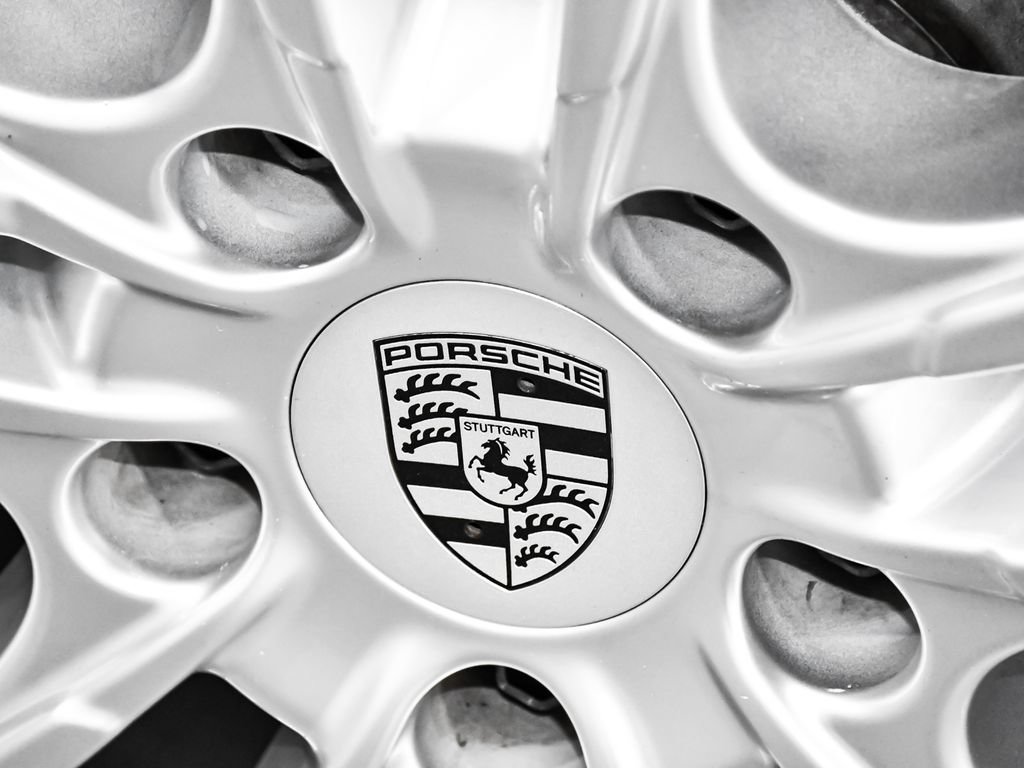 Used 2023 Porsche Cayenne AWD/4WD image 83