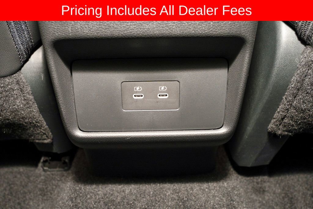 Certified 2025 Nissan Rogue SL FWD image 8