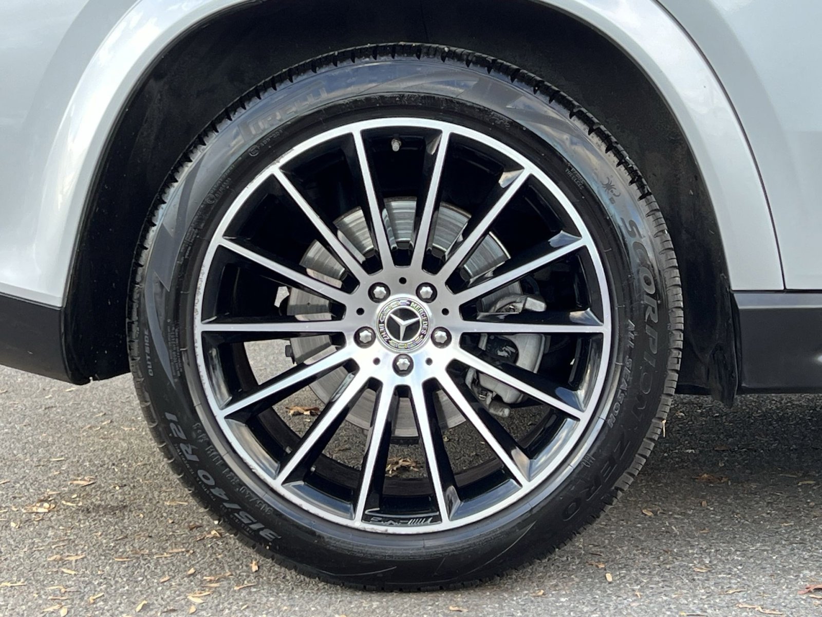 Used 2020 Mercedes-Benz GLE 350 4MATIC image 10