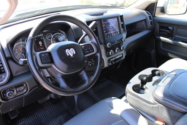 Used 2020 RAM 2500 Tradesman w/ Chrome Appearance Group AWD/4WD image 2