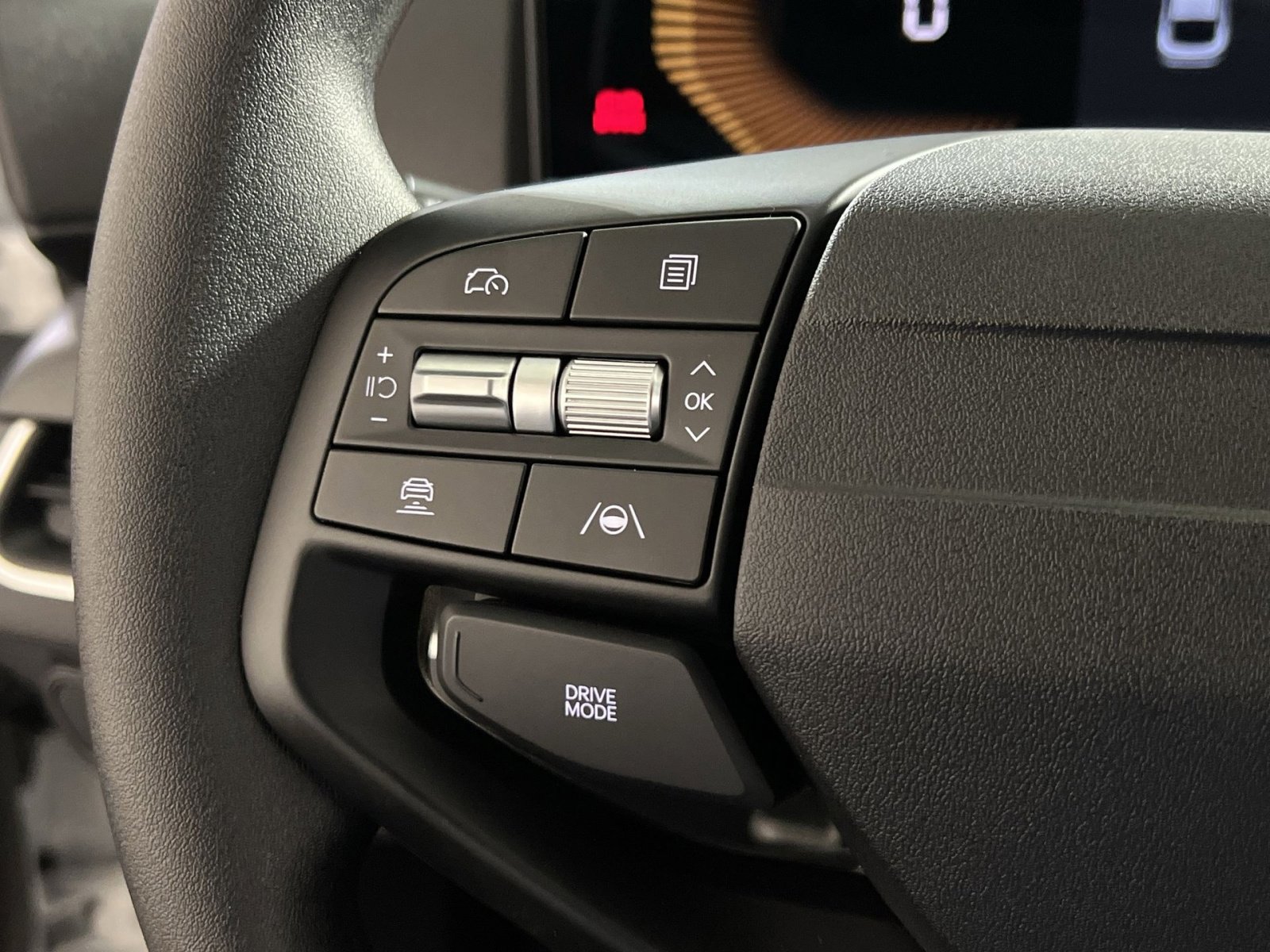 New 2025 Kia K4 LXS image 28