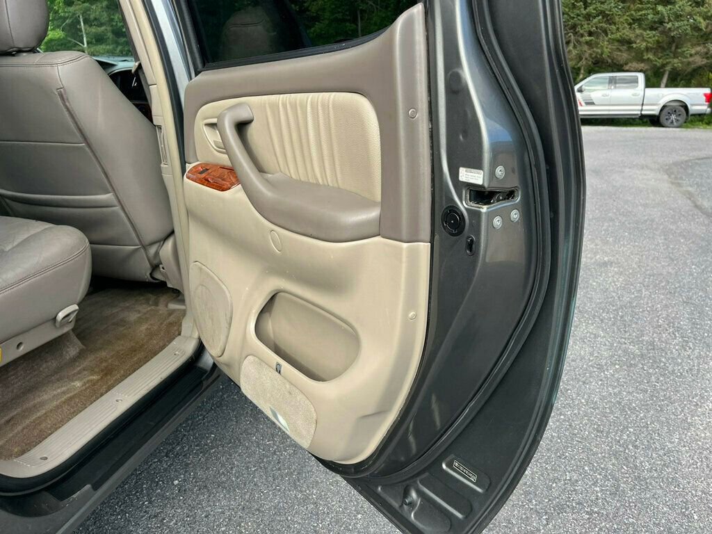 Used 2005 Toyota Tundra Limited w/ All Weather Guard Pkg image 36