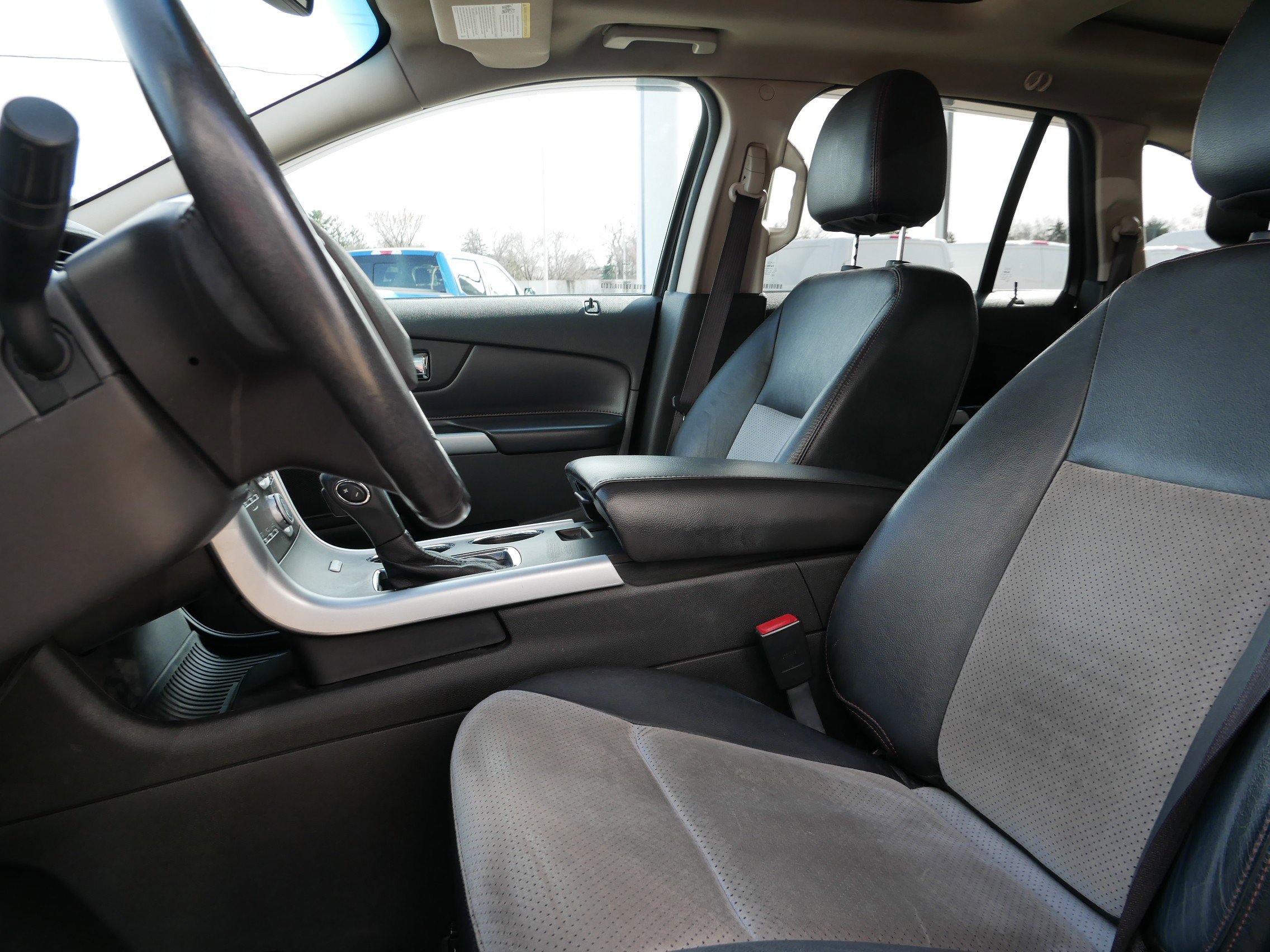 Used 2013 Ford Edge SEL image 6