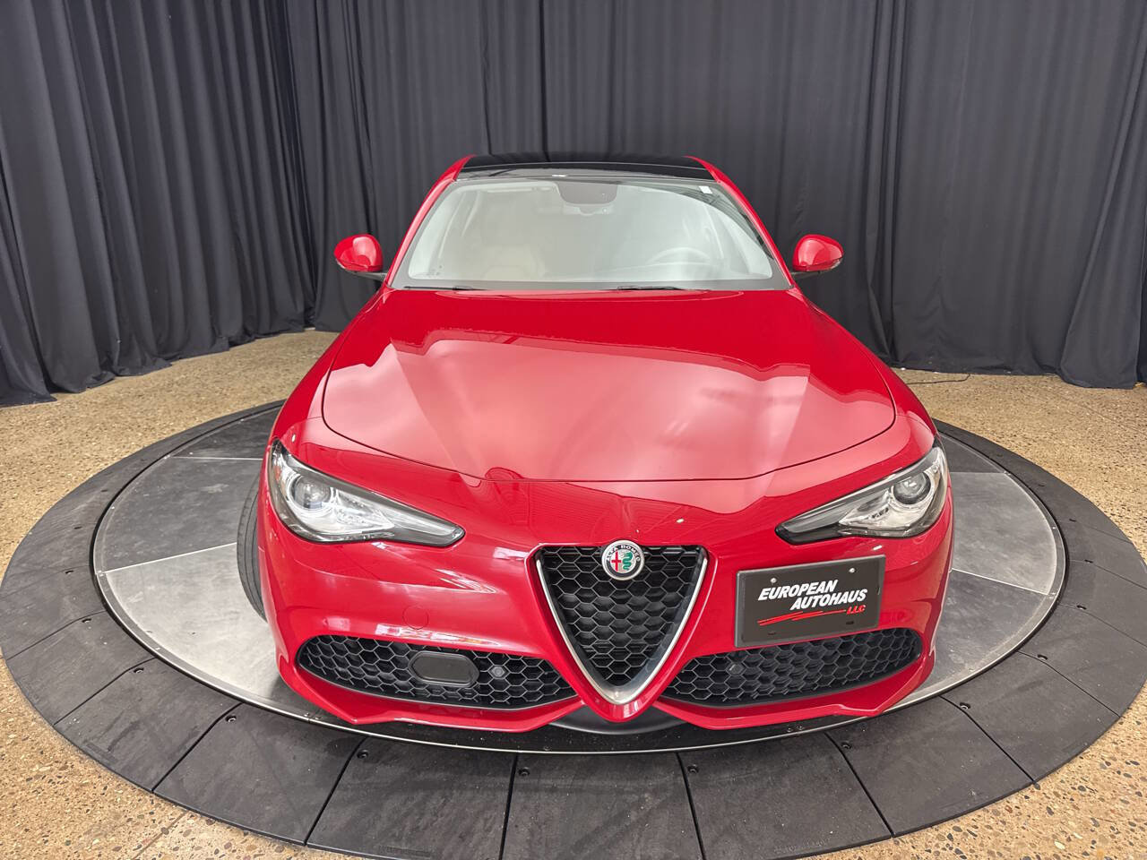 Used 2019 Alfa Romeo Giulia Ti Sport w/ Quick Order Package 22S Sport image 17