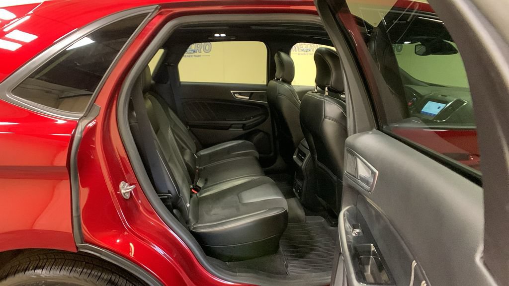 Certified 2019 Ford Edge ST w/ Convenience Package AWD/4WD image 15