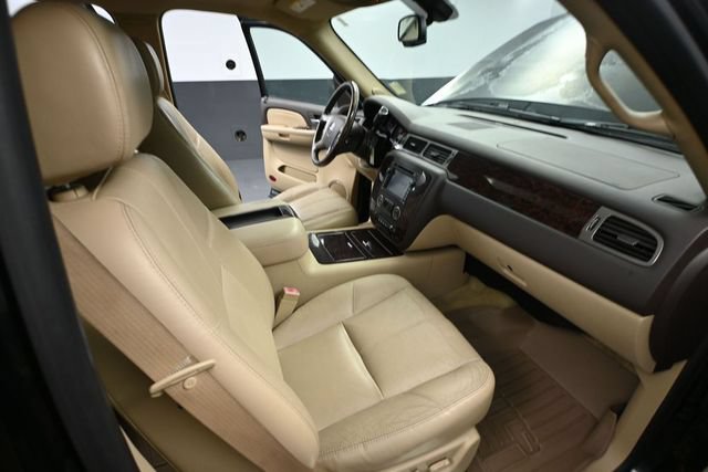 Used 2008 GMC Yukon XL Denali AWD/4WD image 52