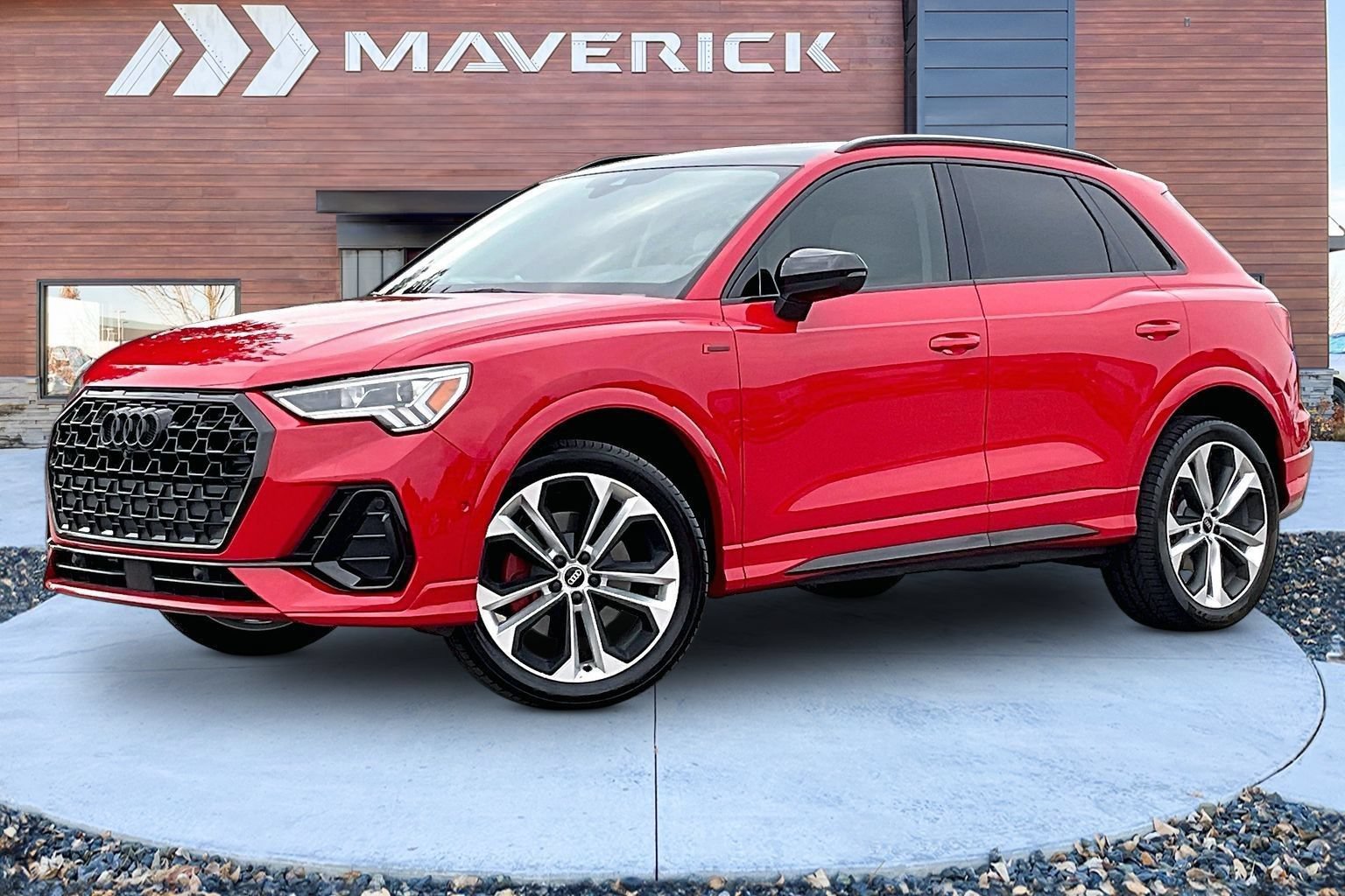 Used 2021 Audi Q3 2.0T Premium Plus AWD/4WD image 3
