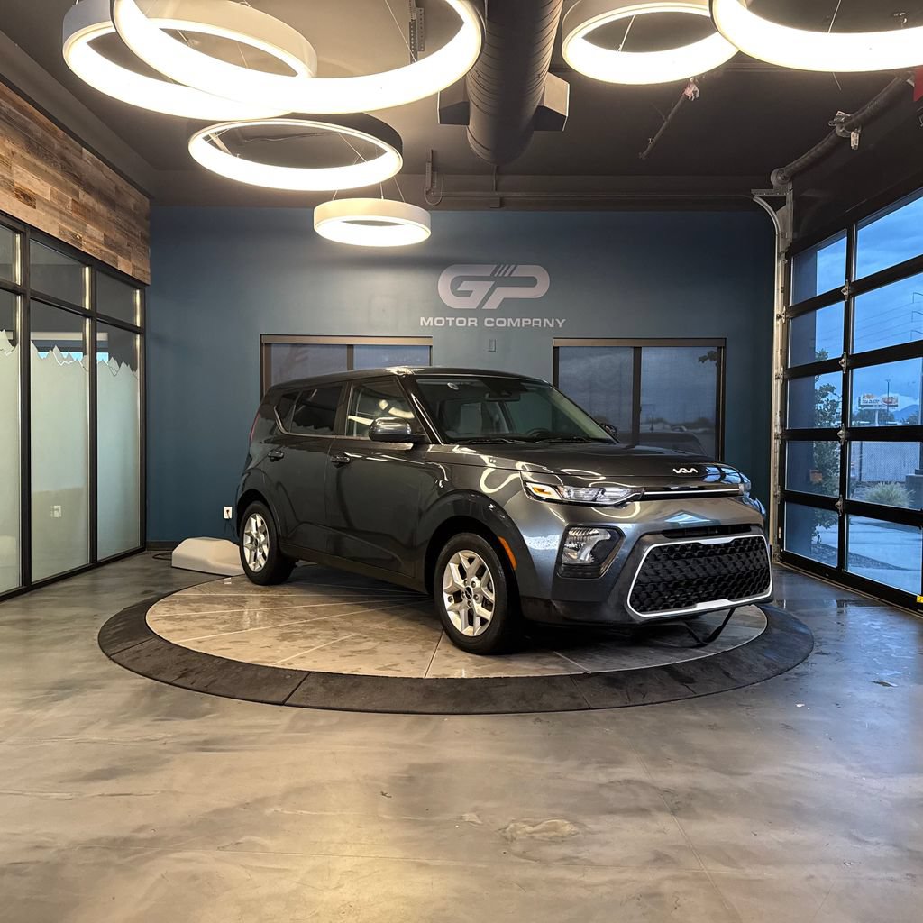 Used 2022 Kia Soul LX w/ Technology Package