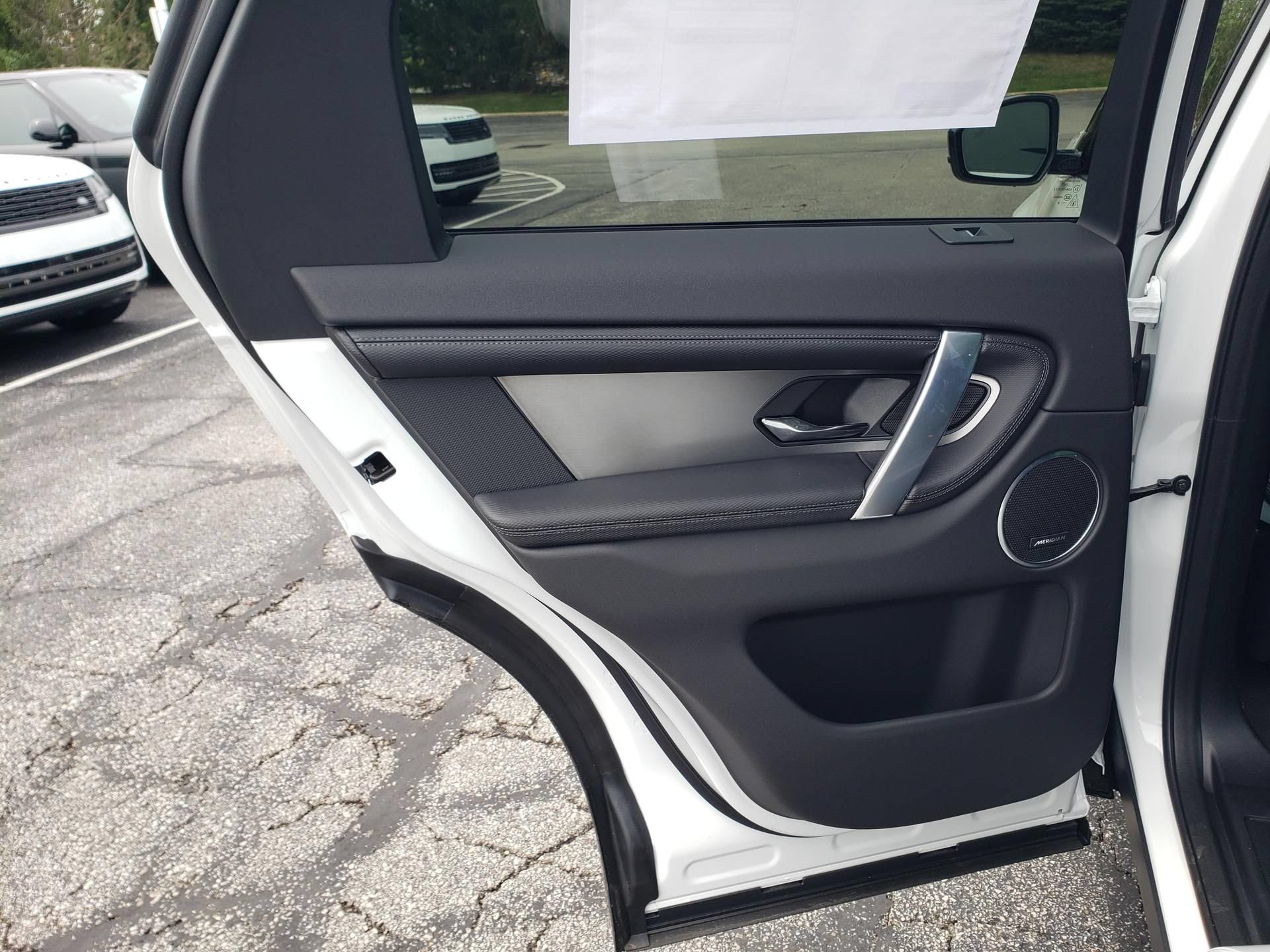 New 2026 Land Rover Discovery Sport Landmark AWD/4WD image 26