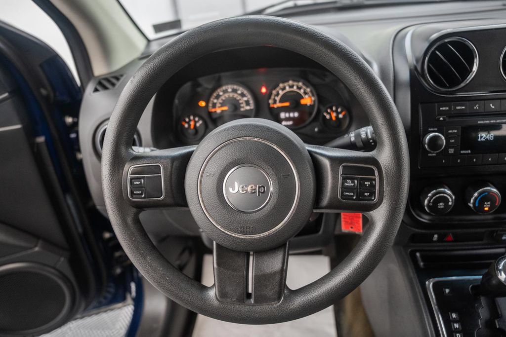 Used 2016 Jeep Compass Sport w/ Power Value Group AWD/4WD image 30