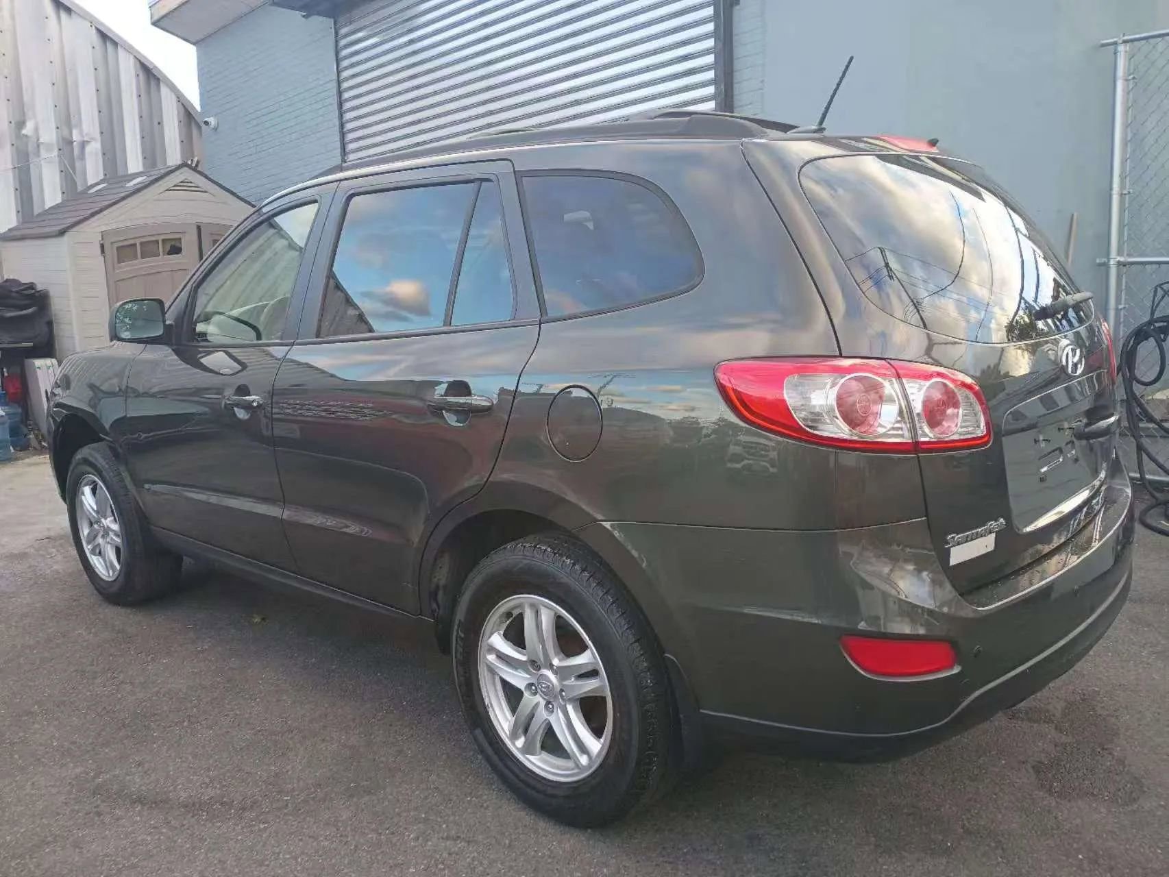 Used 2012 Hyundai Santa Fe GLS image 5