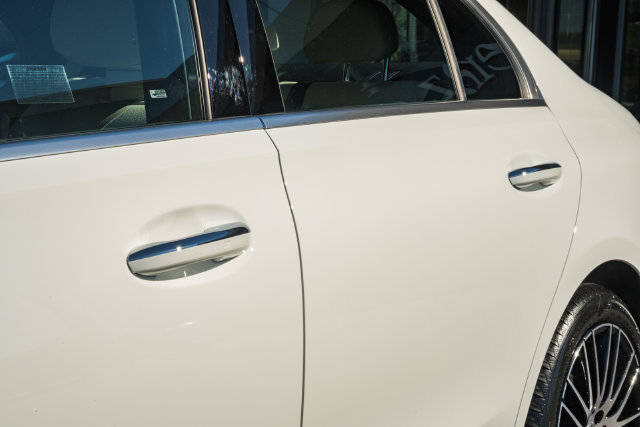 New 2027 Mercedes-Benz C 300 4MATIC Sedan image 16
